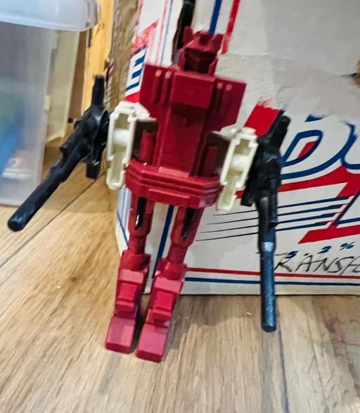 Buy & Sell Woodlands South West London - Photos for G1 Transformers Metroplex SixGuns Complete
