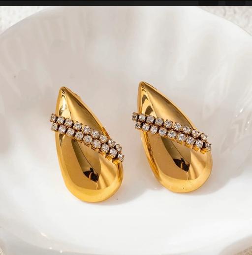 Buy & Sell Blunsdon Swindon - Photos for Cute earrings