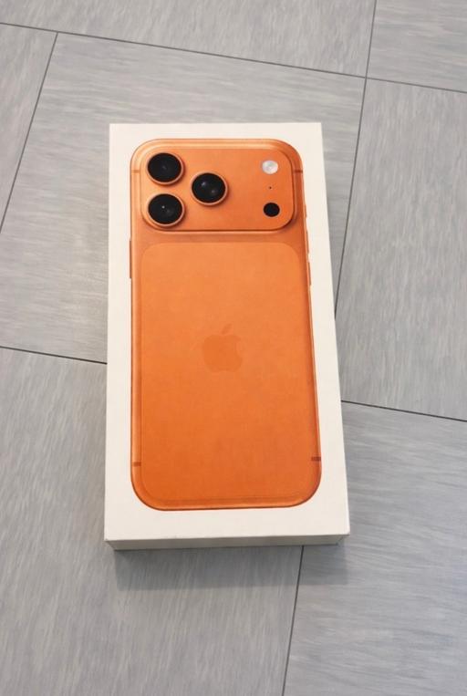 Buy & Sell Harrow Town Centre Harrow - Photos for iPhone 17 Pro - Orange - 256gb