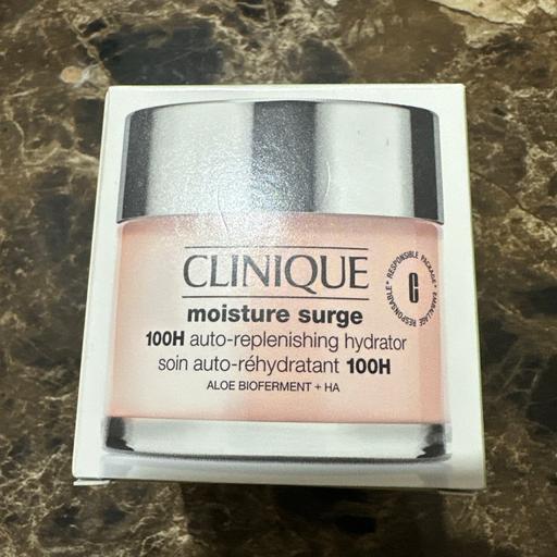 Buy & Sell Ardwick Manchester - Photos for Clinique moisture surge 100h 75ml rrp £65