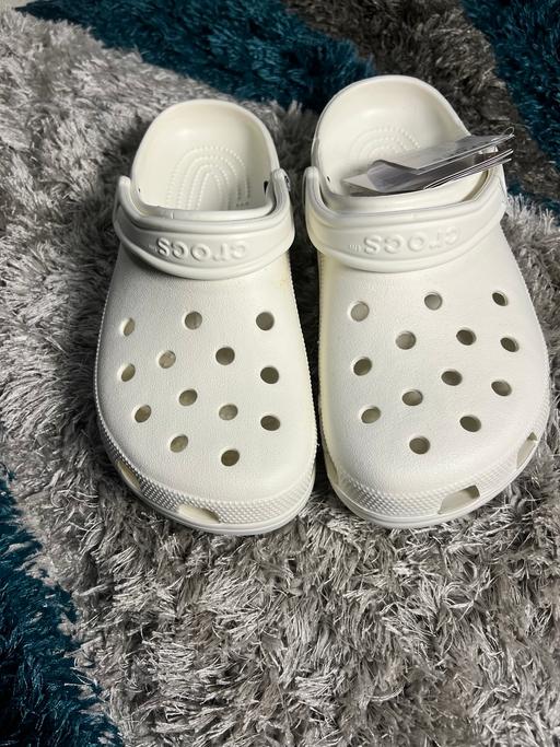 Buy & Sell Penge South East London - Photos for White crocs Adults size 6
