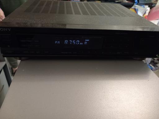 Buy & Sell Coseley Dudley - Photos for Sony AM/FM tuner ST-V702 Working