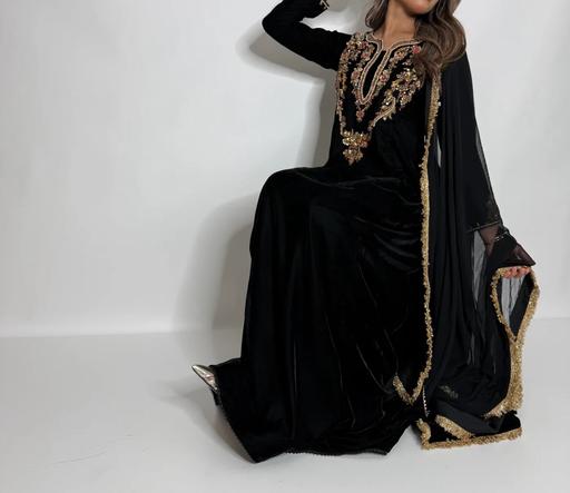 Buy & Sell Reading Town Centre Reading - Photos for The BellaNova - Midnight Black Velvet Dress