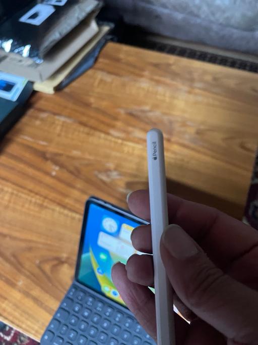 Buy & Sell Small Heath Birmingham - Photos for iPad Pro with Apple keyboard and 2nd Gen pen