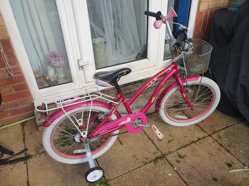 Buy & Sell Warden Swale - Photos for Girls Bike