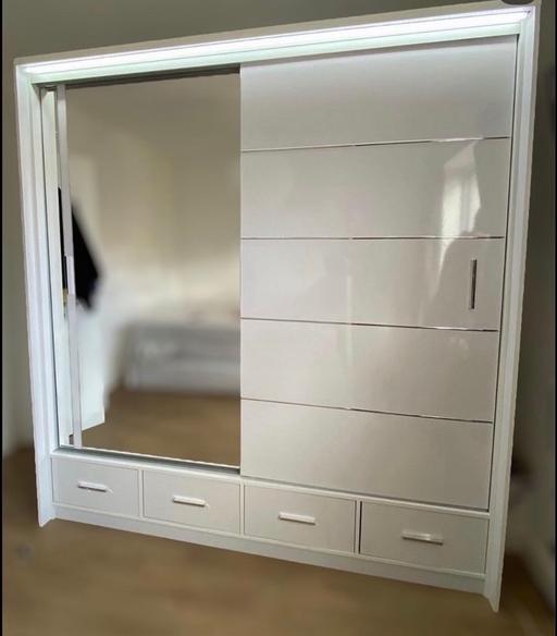 Buy & Sell Forest Gate East London - Photos for High Gloss Wardrobe 220CM