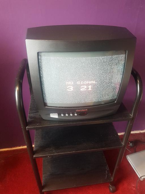Buy & Sell Longley Sheffield - Photos for portable tv (stand not included)