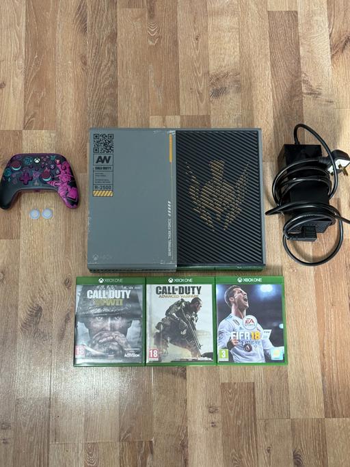 Buy & Sell Fulwood Preston - Photos for Xbox One Call of Duty Advanced Warfare bundle