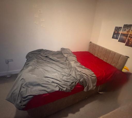 Buy & Sell Doncaster City Centre Doncaster - Photos for King size wooden bed and mattress