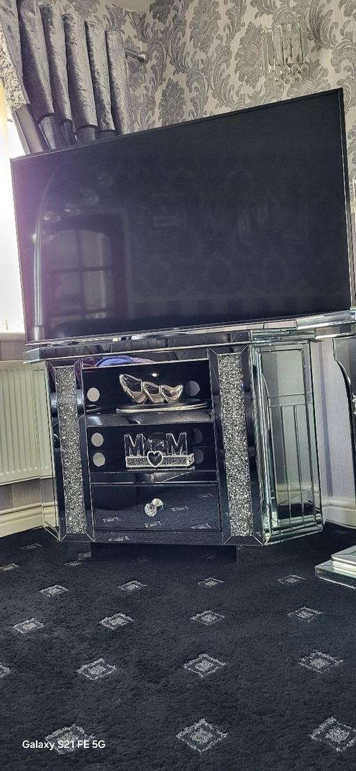 Buy & Sell Birchills Walsall - Photos for TELEVISION GLASS CYSTAL