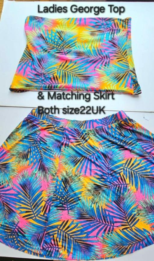 Buy & Sell Heath Hayes Cannock Chase - Photos for Ladies Summer Bandeau Top Matching Skirt 22UK
