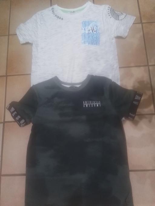 Buy & Sell Aldridge Walsall - Photos for TWO BOYS TEE SHIRTS