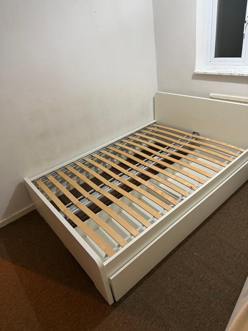 Buy & Sell Enfield Highway Enfield - Photos for IKEA MALM bed frame double in white