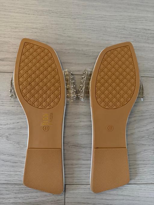 Buy & Sell Pentonville North London - Photos for SHEIN Women’s Beaded Sandals