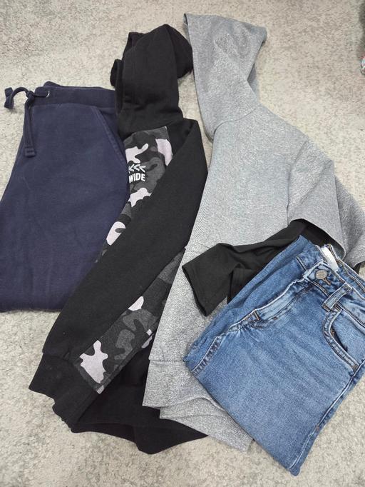 Buy & Sell Weston Point Halton - Photos for 🐣TODAY ONLY🐣 Age 8-9 boys bundle