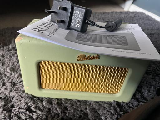 Buy & Sell - Photos for Roberts radio not currently in working order