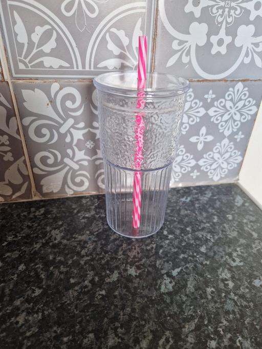 Buy & Sell Leicester City Centre Leicester - Photos for brand new plastic drinks cup with lid & straw