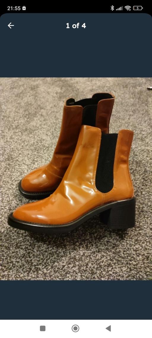 Buy & Sell Orrell Park Liverpool - Photos for M&S LEATHER BOOTS SIZE 3