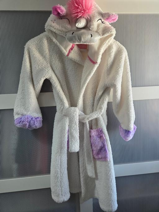 Buy & Sell Weston Point Halton - Photos for Age 7-8 TU unicorn dressing gown