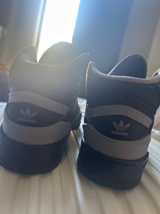 Buy & Sell South Hackney East London - Photos for adidas size 6 infant