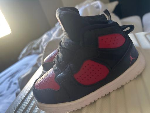 Buy & Sell South Hackney East London - Photos for baby jordan’s 5.5