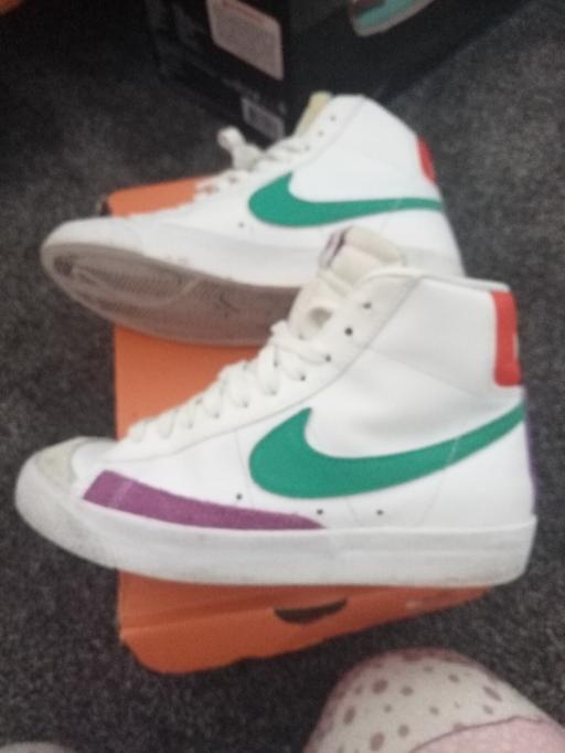 Buy & Sell Wallbrook Dudley - Photos for Nike high top trainers size 4.5