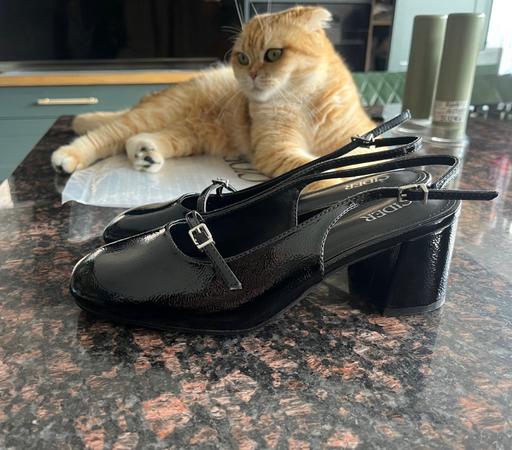 Buy & Sell Drayton Cherwell - Photos for Cider adjustable strap chunky heels Uk size 5