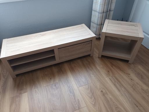 Buy & Sell Chigwell Epping Forest - Photos for tv cabinet and side table