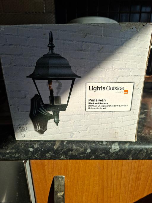 Buy & Sell Becontree Heath East London - Photos for outdoor light