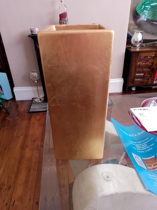 Buy & Sell Smethwick Sandwell - Photos for Cracked gold pattern tall vase