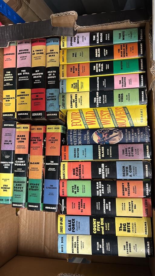 Buy & Sell Surbiton Kingston upon Thames - Photos for Vintage Odhams Hardback Book Bundle