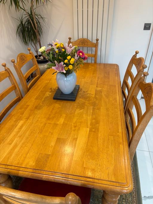 Buy & Sell Rush Green Barking and Dagenham - Photos for Farmhouse style dining table and six chairs