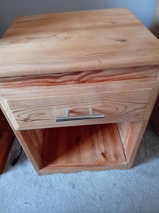 Buy & Sell Hunt End Redditch - Photos for Free bedside table