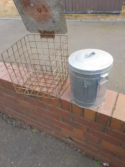Buy & Sell Pensnett Dudley - Photos for 1 ft Sq , Metal Cage & 1ft Metal Bin , Decent