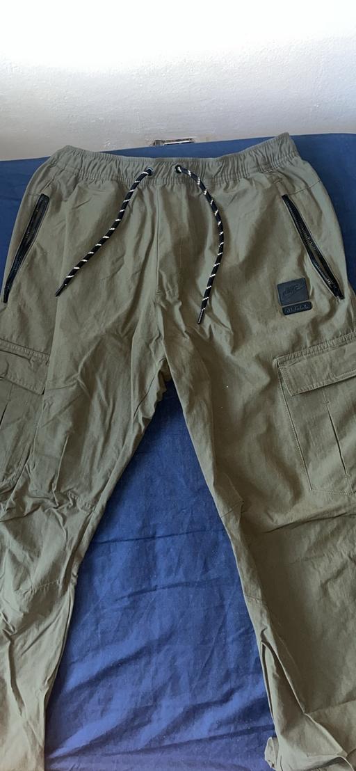 Buy & Sell Clerkenwell Central London - Photos for Nike Air Max Cargo Bottoms Olive