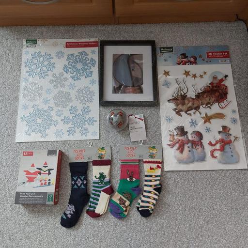 Buy & Sell Newbridge Wolverhampton - Photos for Christmas Decorations stickers and gifts Job