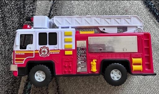 Buy & Sell Minworth Trade Park Birmingham - Photos for Large Fire Engine Toy With Pull Out Ladder