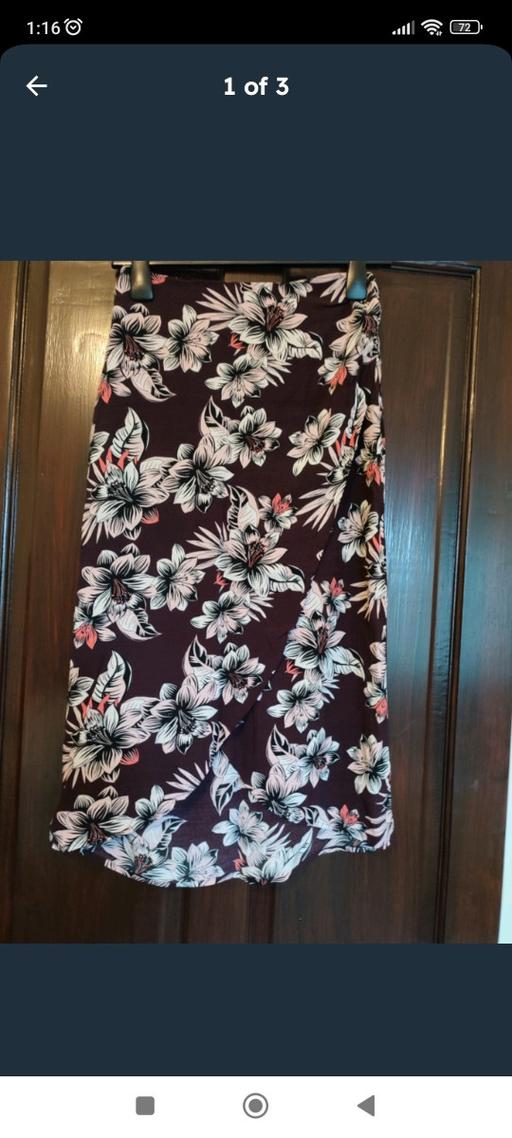 Buy & Sell Bootle Sefton - Photos for NEW M&S WRAPOVER STYLE SKIRT SIZE 6 REGULAR