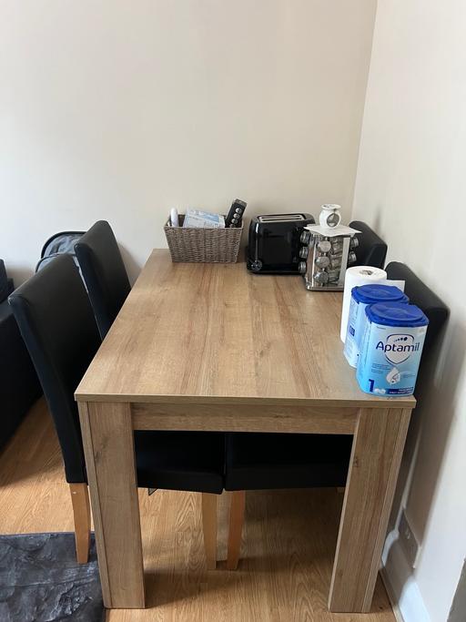 Buy & Sell Lewisham South East London - Photos for Dining table and chair (set of 4)