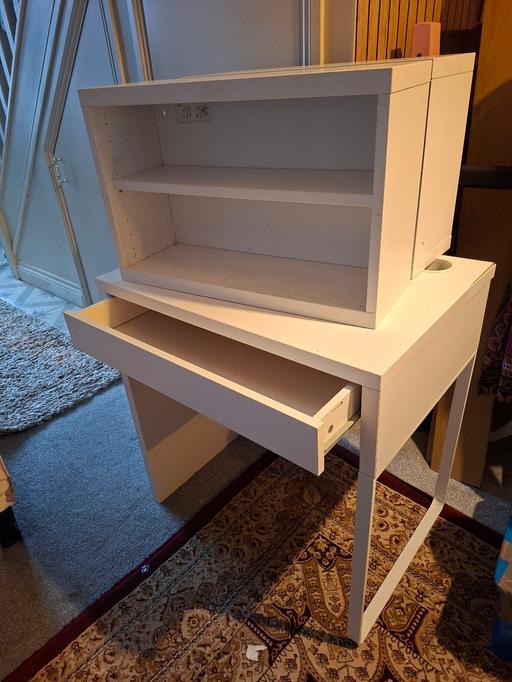 Buy & Sell Becontree Heath East London - Photos for desk