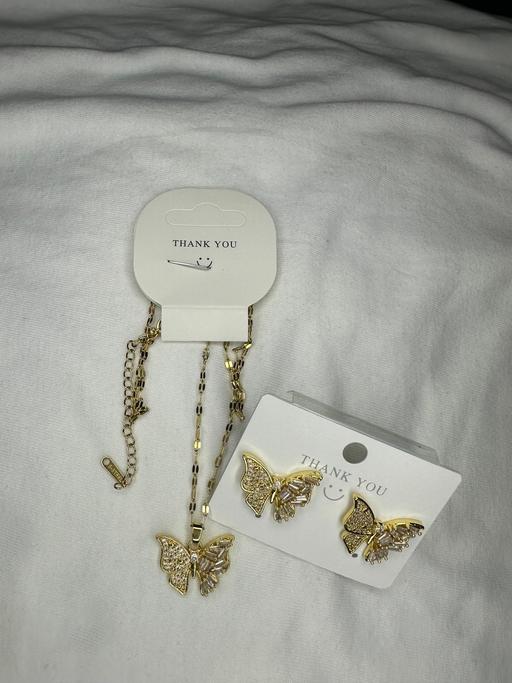 Buy & Sell Tuebrook Liverpool - Photos for Butterfly necklace earring set
