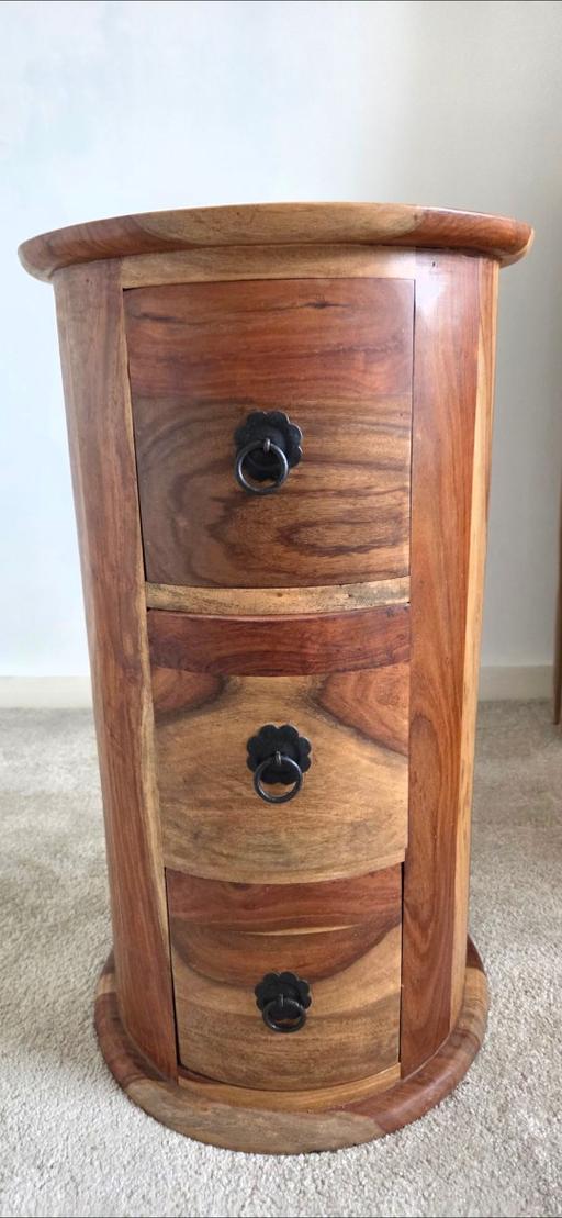 Buy & Sell Catherine-De-Barnes Solihull - Photos for Solid Wood Furniture .