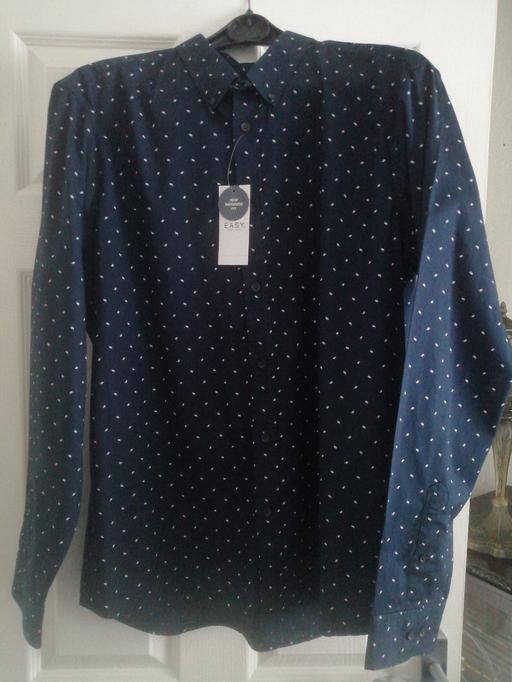 Buy & Sell Heath Town Wolverhampton - Photos for New men's large Matalan shirt