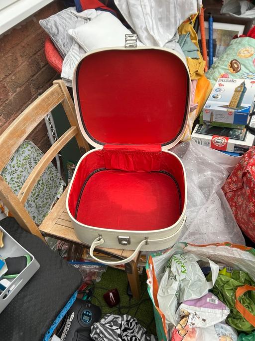 Buy & Sell Quinton Birmingham - Photos for Vintage suitcase