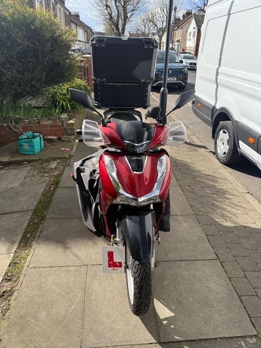 Vehicles Freezywater North London - Photos for Honda SH 125cc 2022