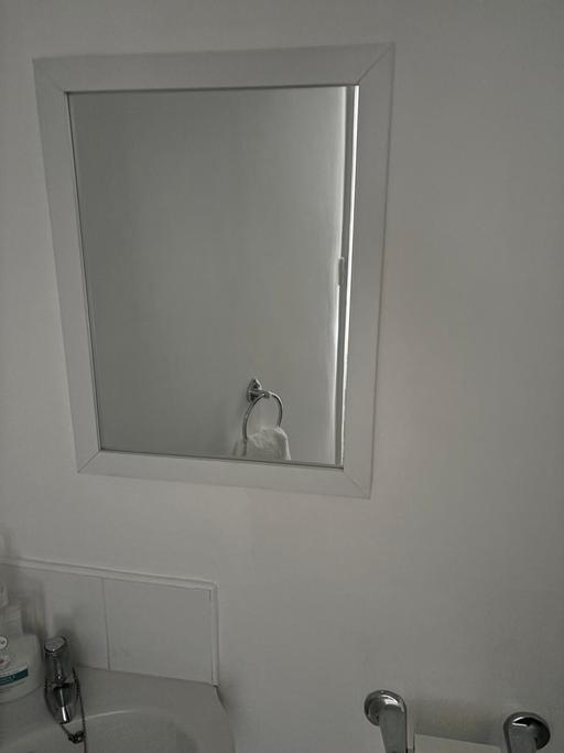Buy & Sell Wombwell Barnsley - Photos for Mirror Hight 18 ins Wide 14 ins ex condition