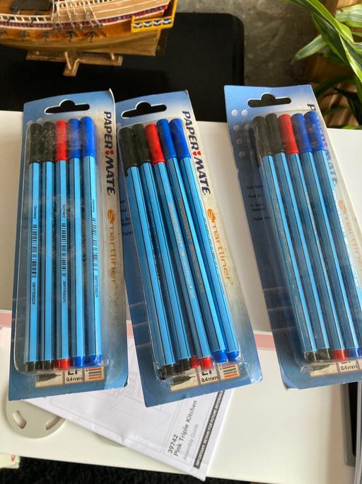 Buy & Sell Sedgley Dudley - Photos for 3 packs £1