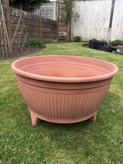 Buy & Sell Willenhall Walsall - Photos for Planter
