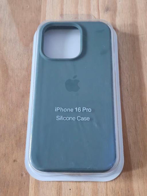 Buy & Sell Bradmore Wolverhampton - Photos for Iphone 16 Pro Genuine Case Brand New