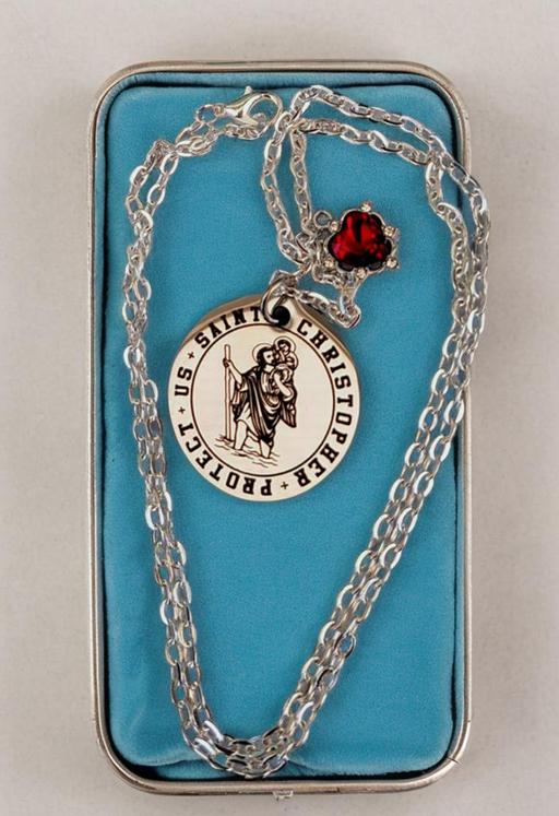 Buy & Sell Pontygof Blaenau Gwent - Photos for St. Christopher red heart 24